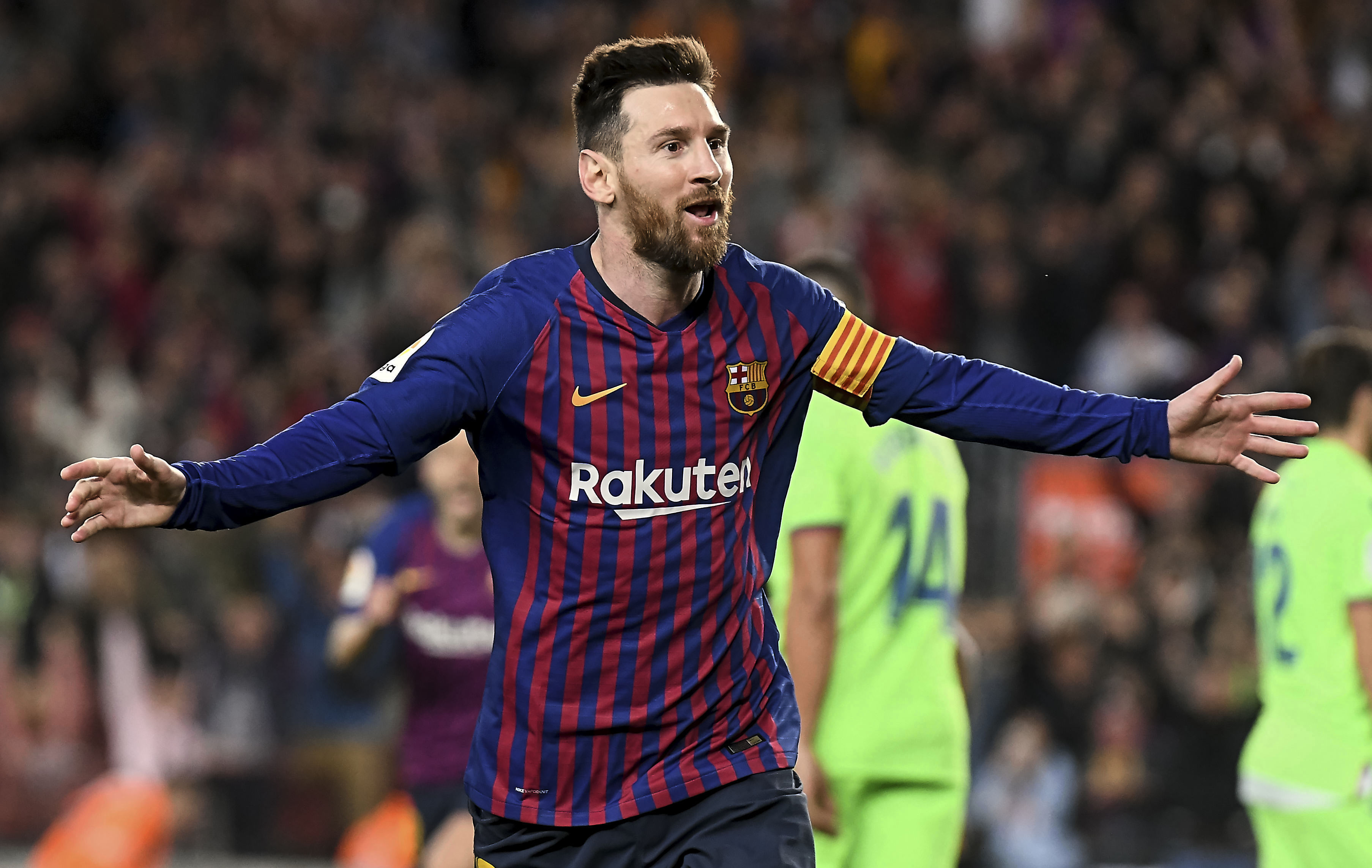 Messi là cầu thủ bóng đá thứ 2 từng đứng đầu danh sách