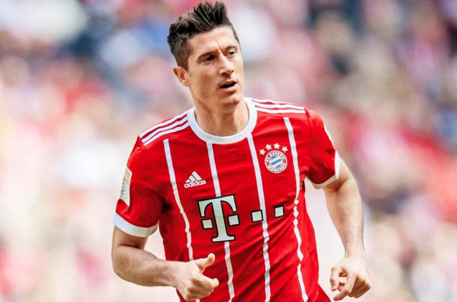 Lewandowski tỏa sáng, Bayern Munich tạm thời thoát khỏi cơn khủng hoảng