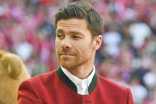 “Sếp lớn” Bayern kêu gọi Xabi Alonso trở lại Allianz Arena