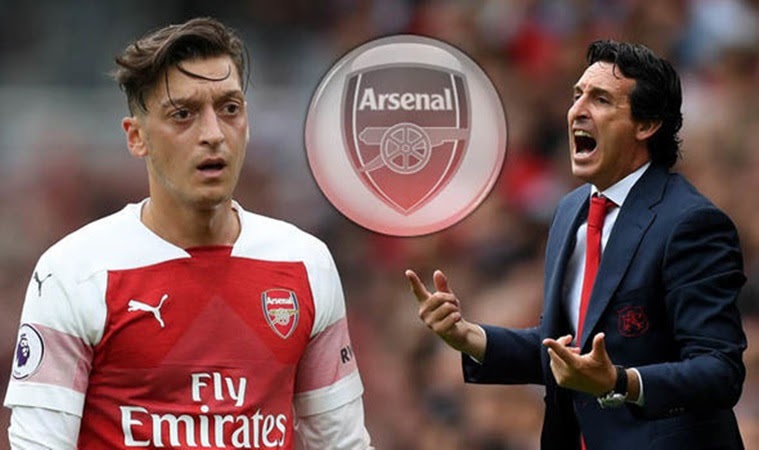 Emery lên tiếng, khẳng định tương lai Ozil