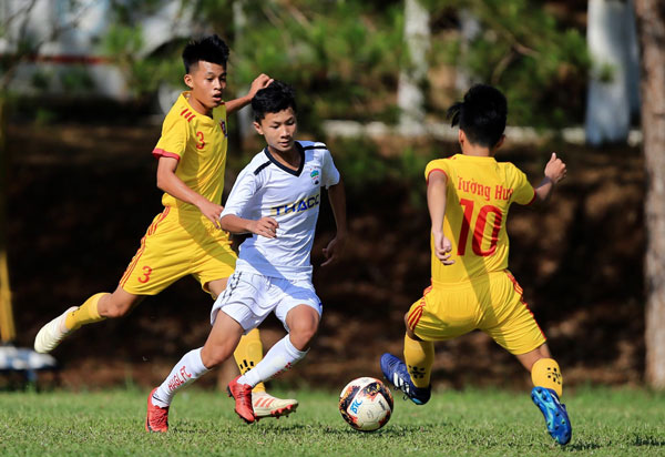 Sao mai HAGL vắng bóng trong danh sách U21 Việt Nam