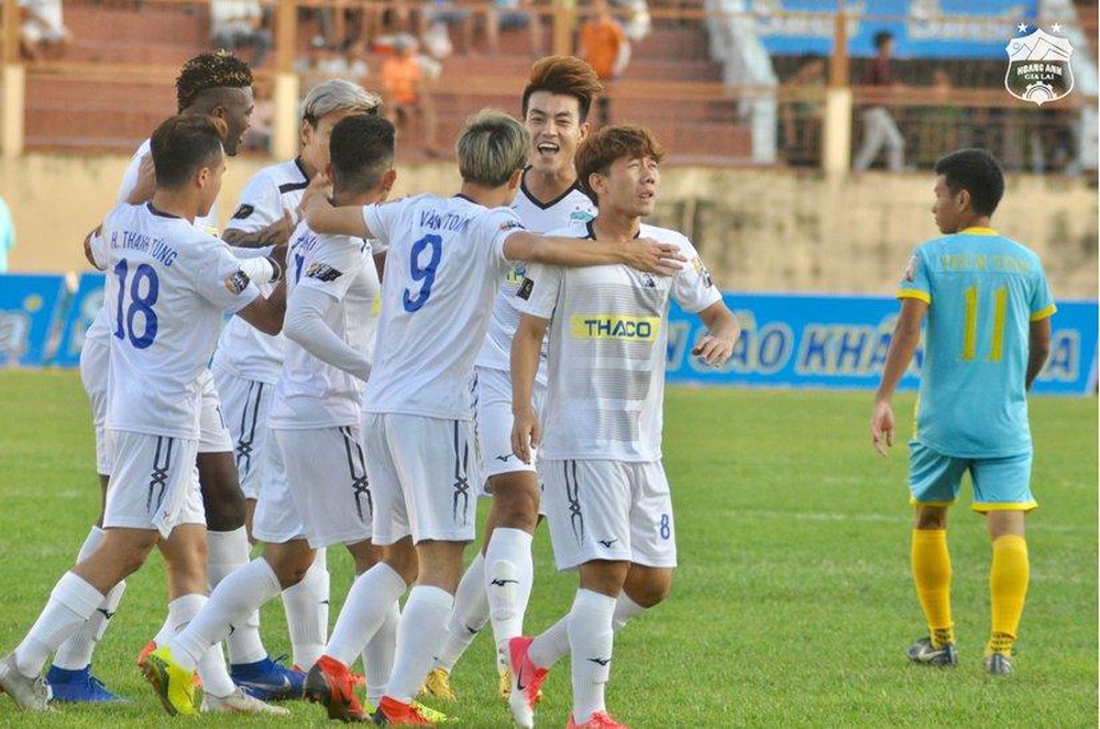 Thế chỗ Hà Nội, HAGL và 7 CLB V-League đủ điều kiện đá cúp châu Á