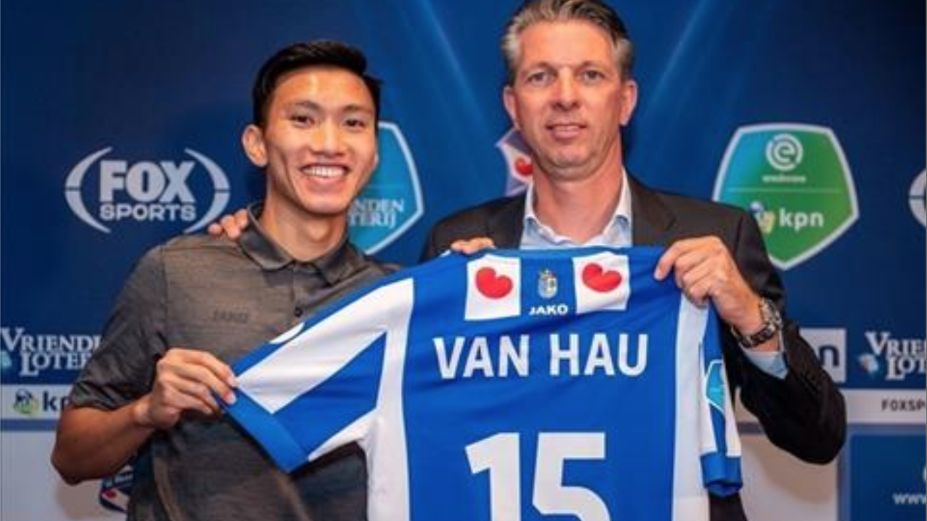 Văn Hậu có thể mang hợp đồng áo đấu khủng cho SC Heerenveen