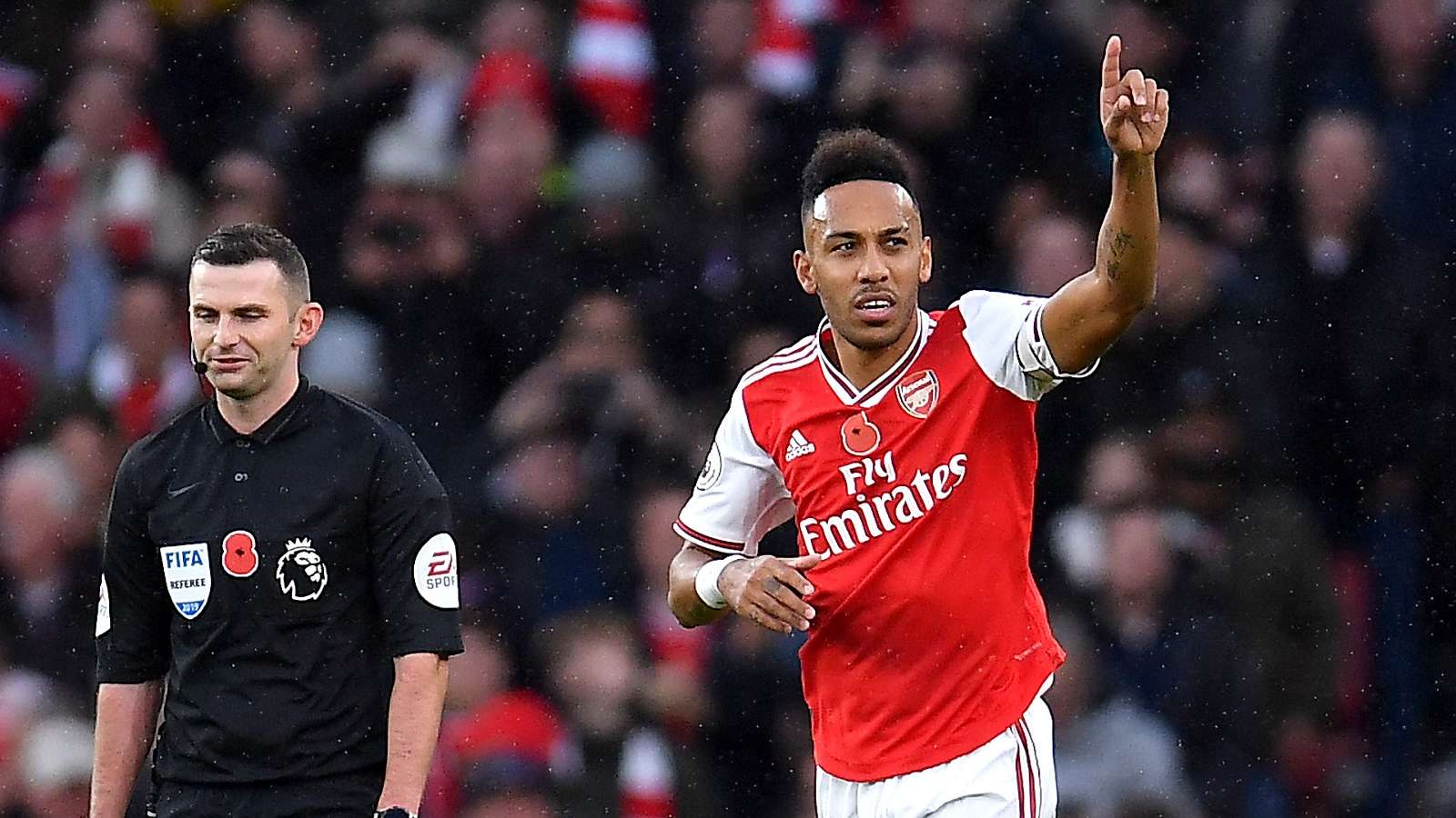 Aubameyang lập cột mốc ghi bàn đáng nể trong màu áo Arsenal