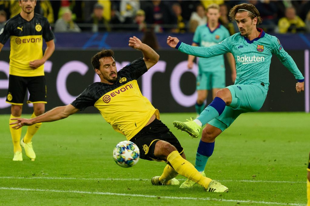 Lịch thi đấu Champions League hôm nay 27/11: Barcelona đại chiến Dortmund