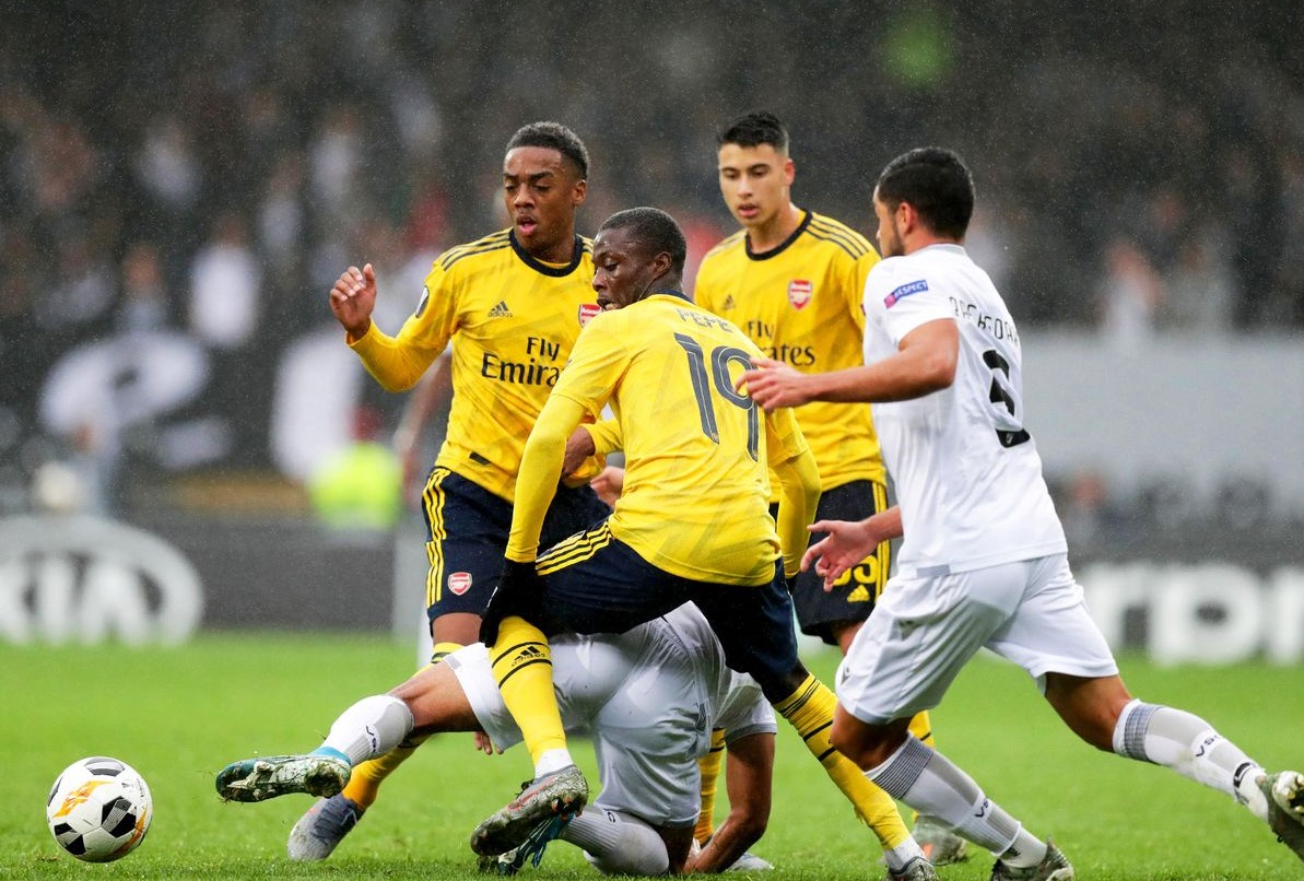 Tấn công kém cỏi, Arsenal cam chịu chia điểm trước Guimaraes