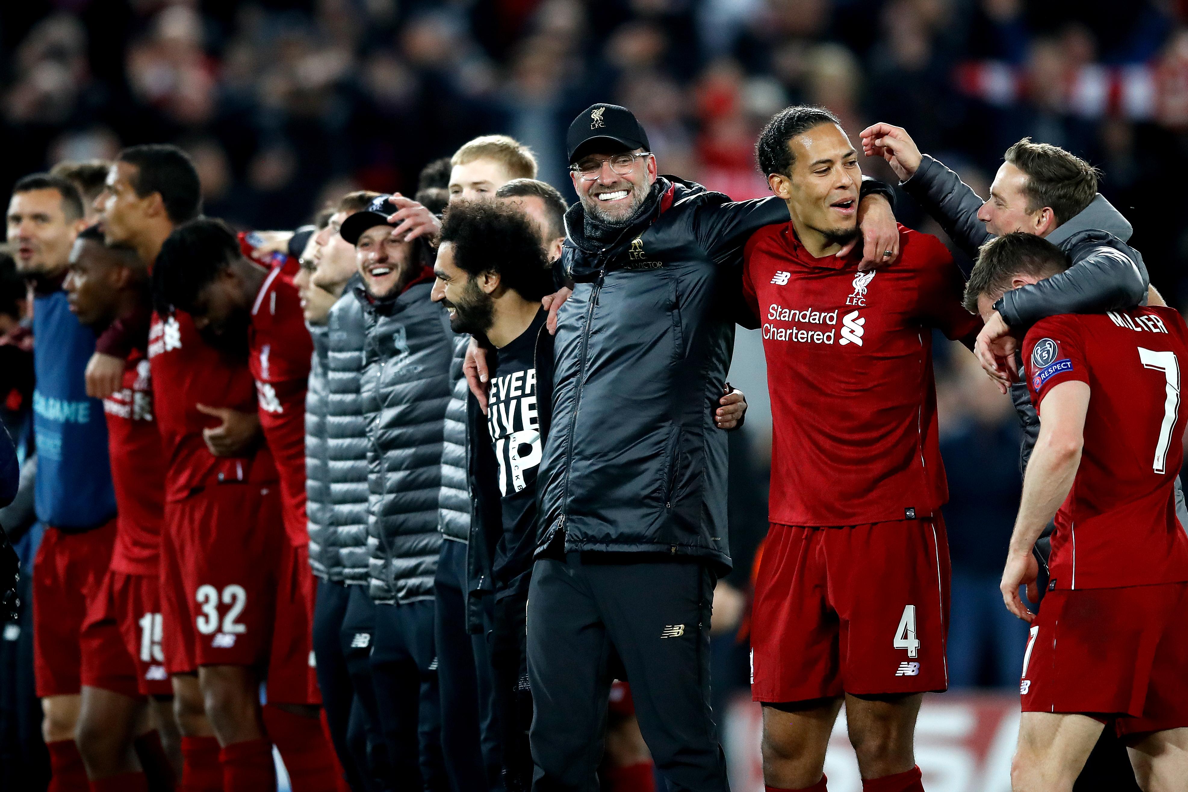 HLV Klopp “xem nhẹ” cơ hội đi vào lịch sử Liverpool