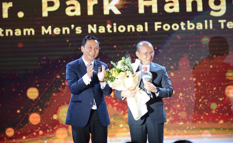 Giành giải HLV xuất sắc nhất Đông Nam Á, HLV Park Hang Seo vẫn tỏ ra khiêm tốn