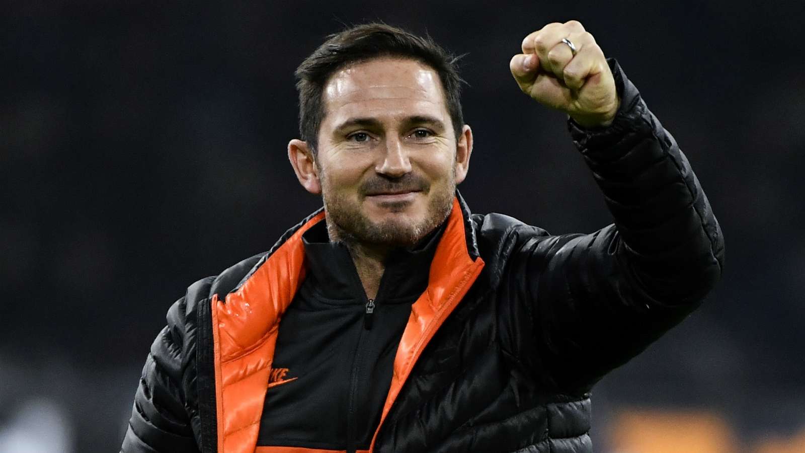 Lampard tái lập kỷ lục chuỗi thắng sân khách của Chelsea 30 năm qua