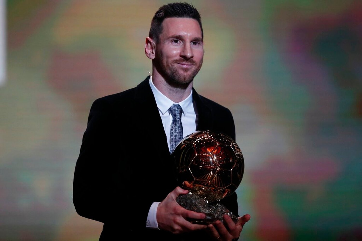 Messi chia sẻ xúc động trong ngày giành quả bóng vàng 2019