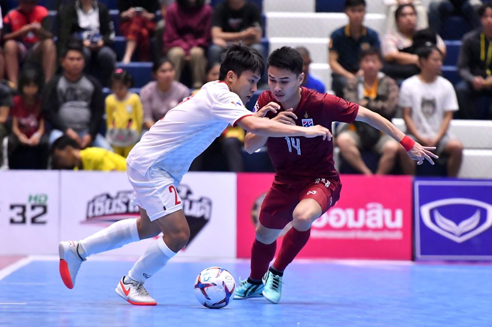 Futsal Việt Nam thua đáng tiếc Thái Lan, chấp nhận về nhì PTT Thailand Five 2019