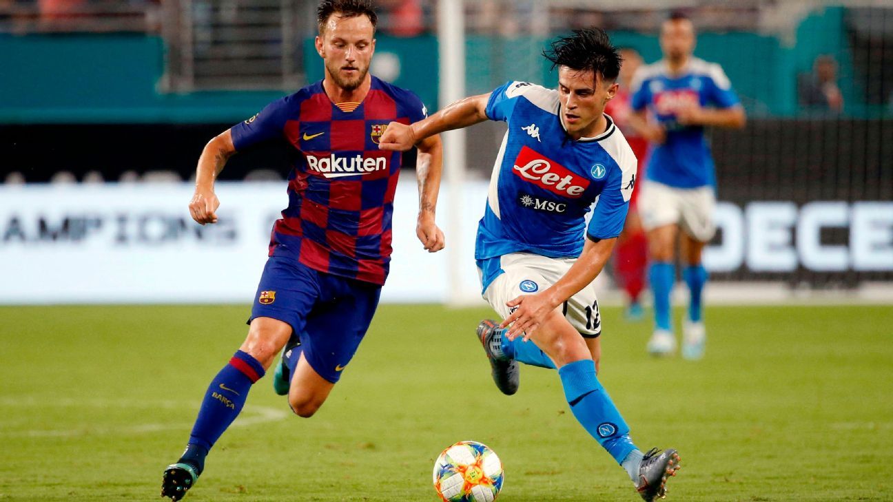 BLĐ Barca dè chừng Napoli trước vòng 1/8 Champions League