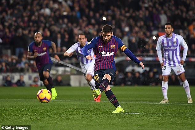 Messi đá hỏng phạt đền, Barcelona vẫn có được 3 điểm trọn vẹn trước Valladolid