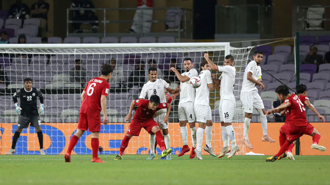 Siêu phẩm của Quang Hải vào lưới Yemen giành danh hiệu bàn thắng đẹp nhất Asian Cup 2019