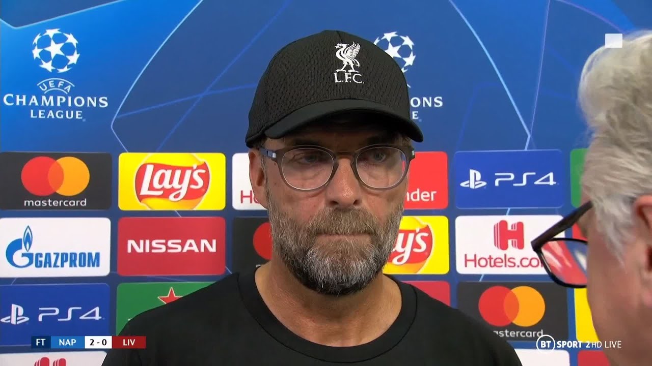 Thua trận, Klopp lớn tiếng tố tiền đạo Napoli chơi xấu