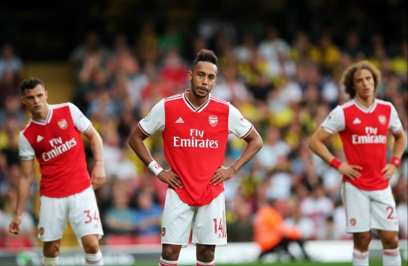 Aubameyang ghi cú đúp, Arsenal vẫn hòa Watford trong thế thua