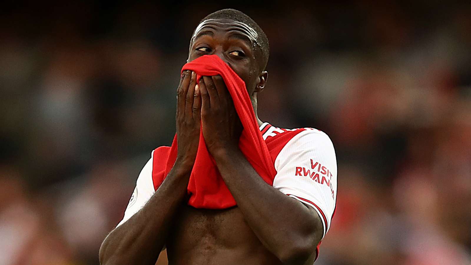Arsenal lo sốt vó với trường hợp của Nicolas Pepe