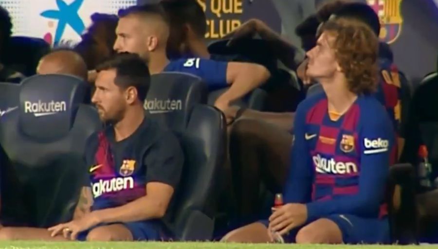 Biến căng ở Barcelona: Messi và Griezmann gây chia rẽ trong phòng thay đồ?