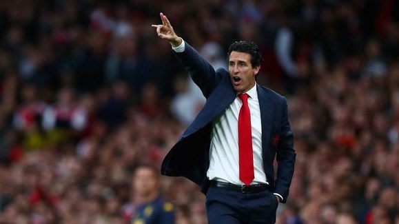 Emery lên tiếng bảo vệ cậu học trò sau màn thoát hiểm trước Aston Villa