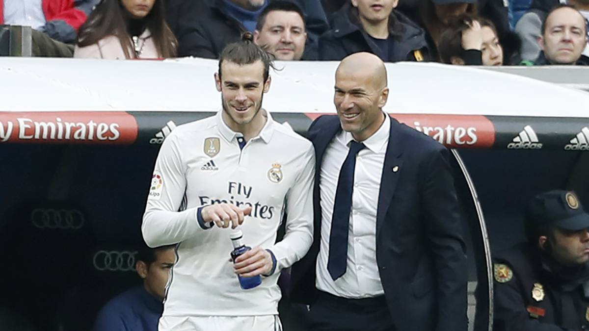 Gạt bỏ quá khứ, Zidane bất ngờ tâng bốc Gareth Bale