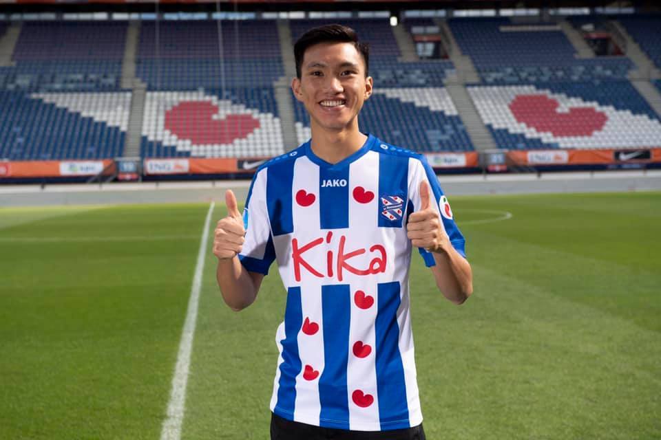 Không có mặt ở đại chiến Ajax, Văn Hậu vẫn “ghi điểm” với SC Heerenveen