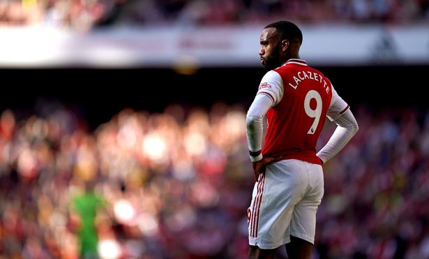 Arsenal cập nhật tình hình chấn thương của Lacazette trước cuộc tiếp đón Aston Villa