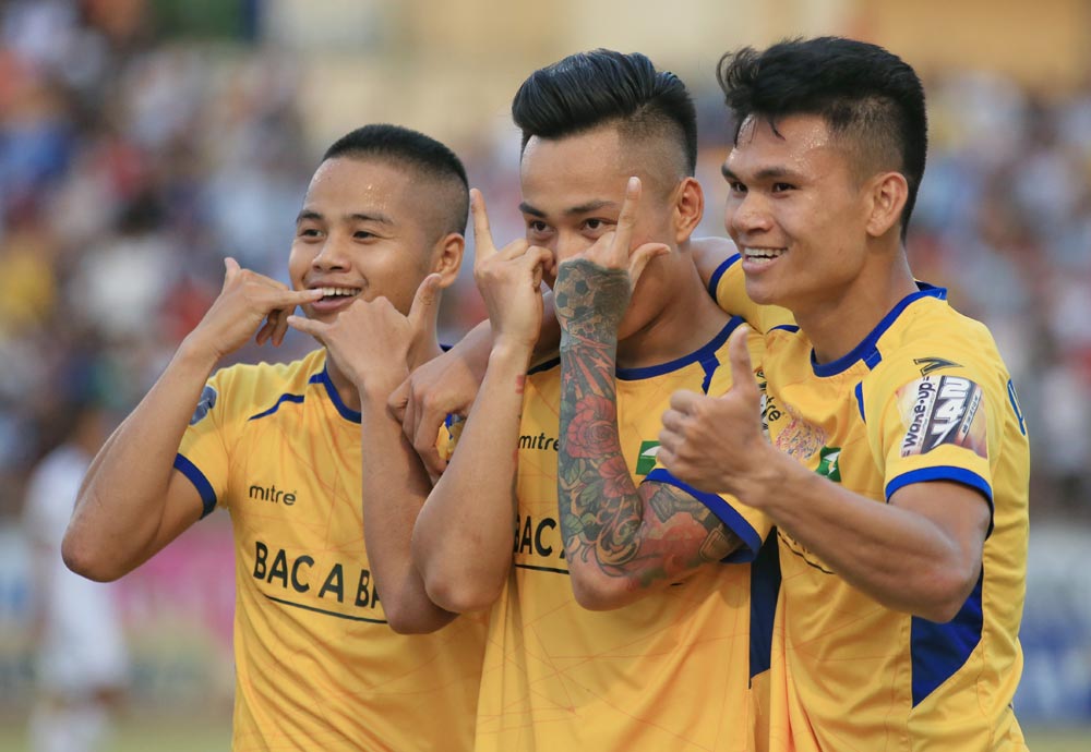 Trụ cột sắp bình phục chấn thương, SLNA tự tin đua Top 3 V-League 2019