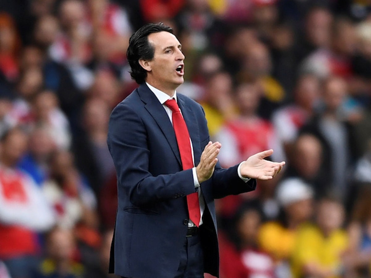 Trước đại chiến với Man United, Emery “vừa đấm, vừa xoa” đối thủ