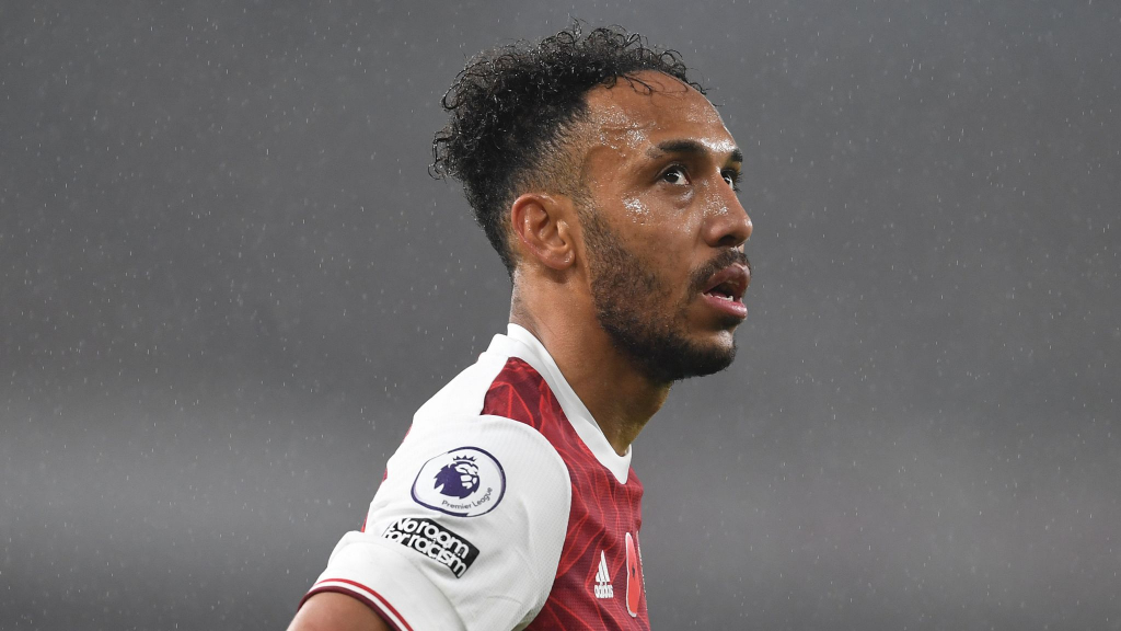 Aubameyang lập cột mốc thảm họa ngày Arsenal thua muối mặt