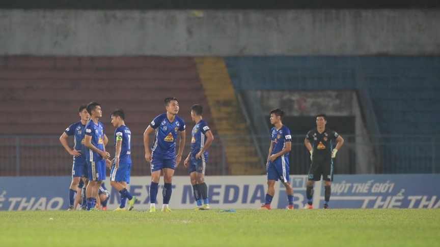 Quyết định bất ngờ sau quả phạt đền làm Quảng Nam xuống hạng V-league