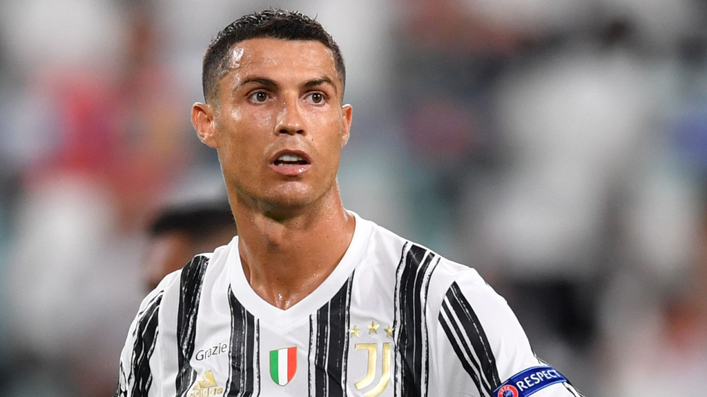 Juventus có quyết định táo bạo với Ronaldo trước vòng 9 Serie A