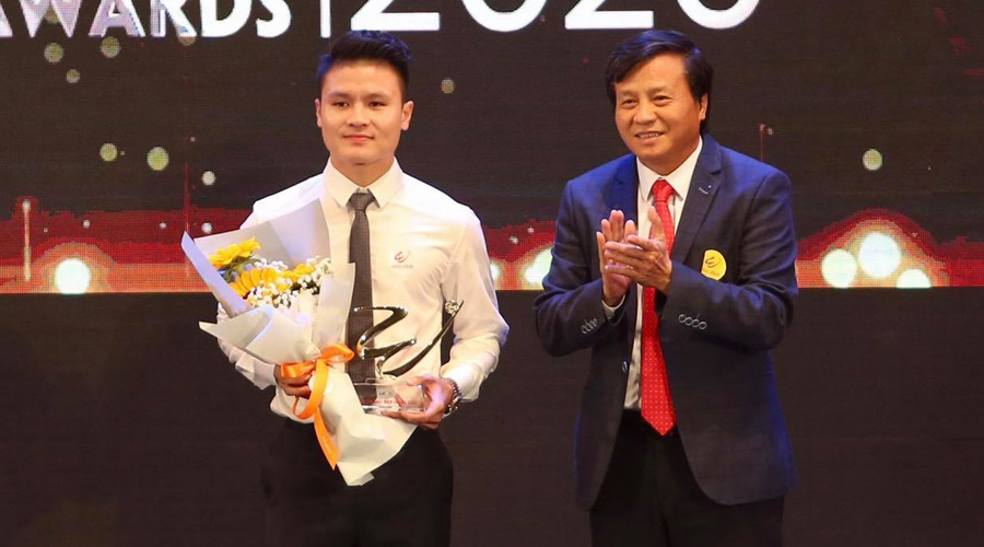 Tổng hợp giải thưởng tại V.League Awards 2020: Hà Nội FC vẫn bội thu, SLNA được an ủi