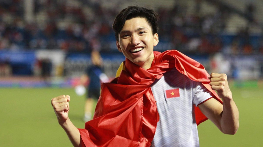 Sao trẻ Hà Nội FC: “Tôi cần học hỏi Văn Hậu để thành công”