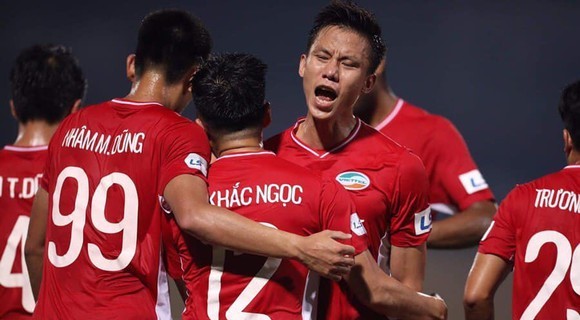 Viettel đang chạm tay vào chức vô địch V-League