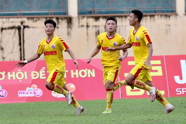 Tỏa sáng ở U21 QG, 4 sao trẻ SLNA được lên đội một “thử lửa”