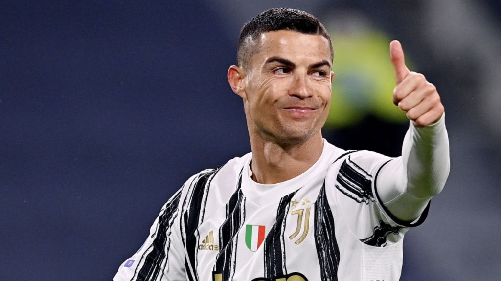 VIDEO: Ronaldo vừa ghi bàn vừa kiến tạo ngày Juventus đại thắng