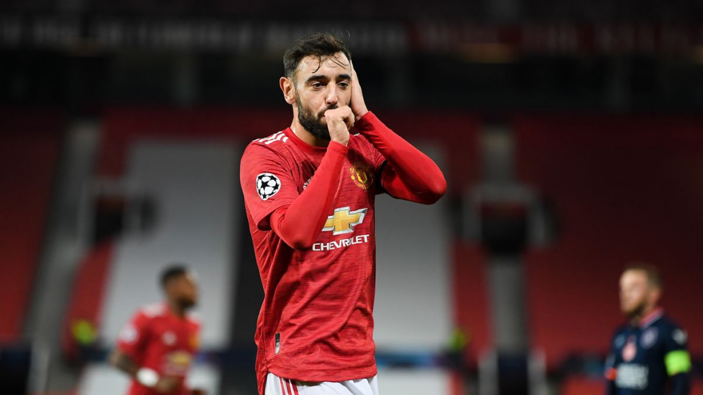 Bruno Fernandes được MU vinh danh trước đại chiến PSG