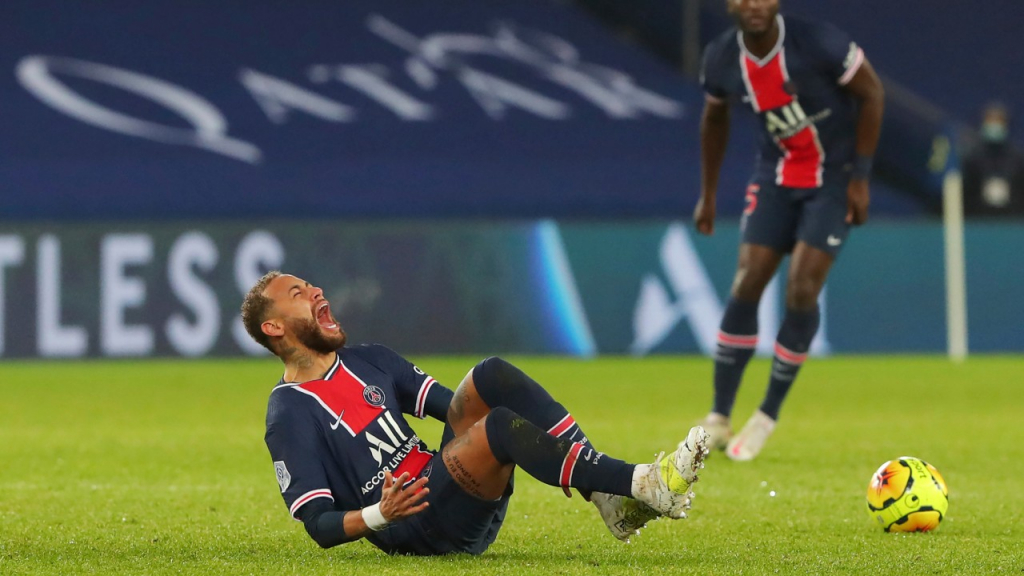 PSG nhận tin vui về tình hình chấn thương của Neymar