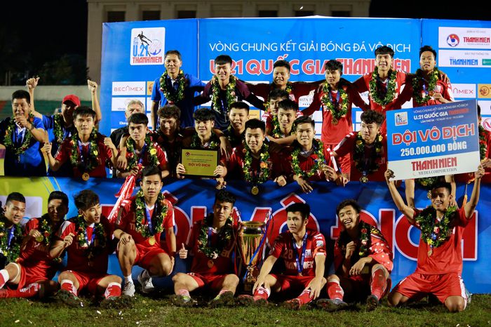 Viettel, SLNA, Hà Nội và những đội bóng đoạt cú đúp vô địch trong cùng một mùa giải