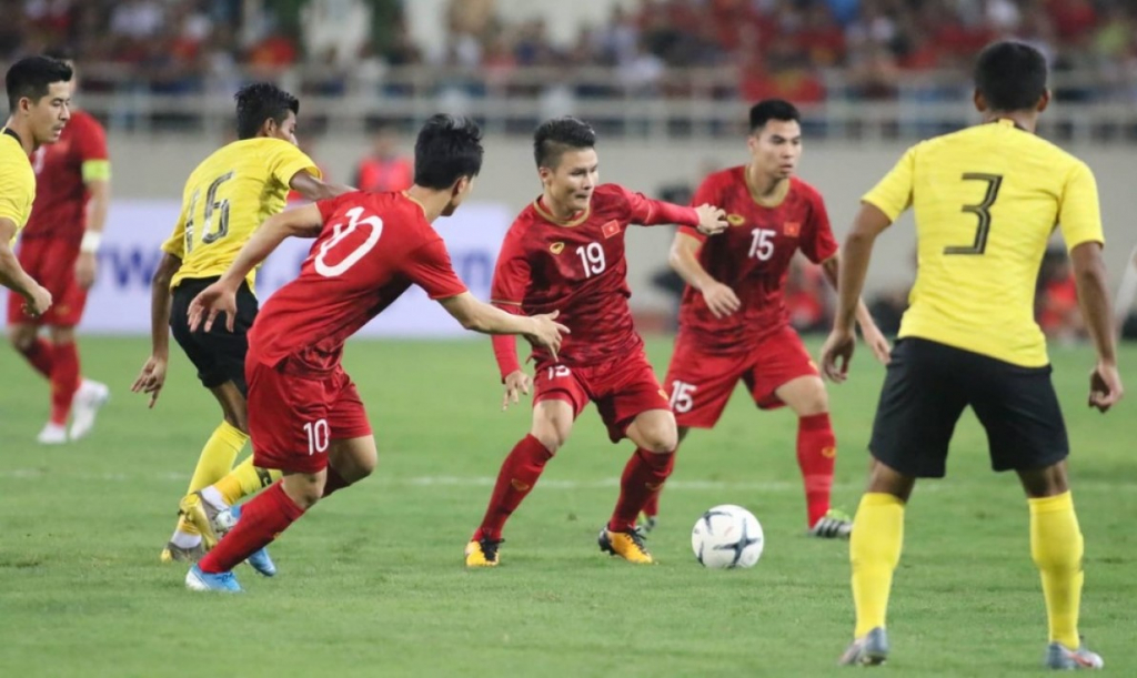 Vì Covid-19, Malaysia nguy cơ mất đi một lợi thế khi đấu Việt Nam