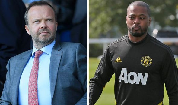 Cựu sao MU chỉ trích Ed Woodward là kẻ phản bội