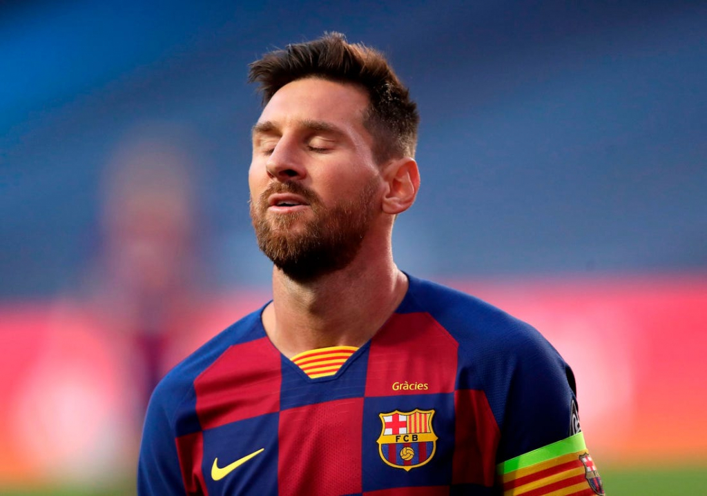 Barcelona lục đục nội bộ vì tương lai của Messi