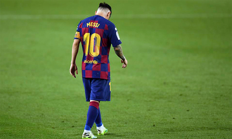 Điểm tin bóng đá sáng 5/9: Messi ở lại Barca, Chelsea công bố Havertz