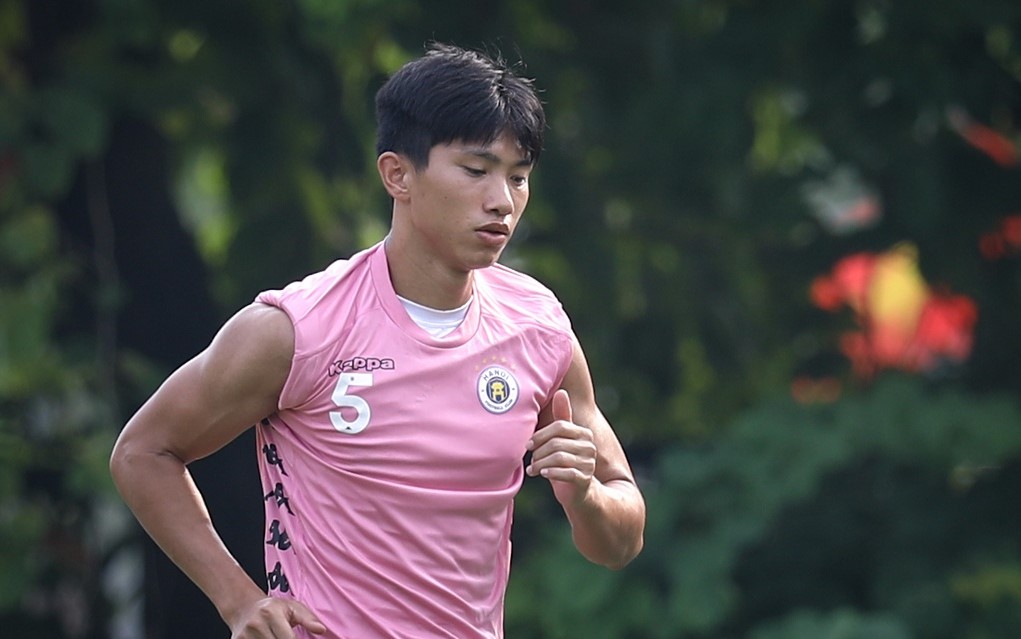 2 phương án Hà Nội FC có thể xoay sở khi Văn Hậu chấn thương