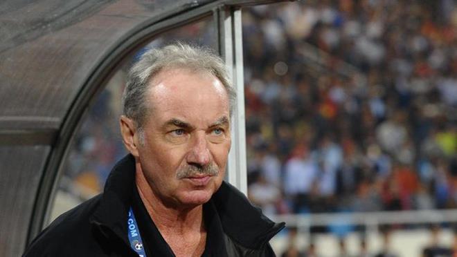 Alfred Riedl: Những chuyện chưa kể bên ngoài sân cỏ 