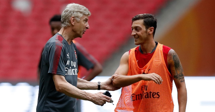 Độc chiêu hồi sinh Mesut Ozil được HLV Wenger vẽ ra cho Arsenal