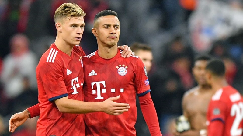 Chia tay Thiago, áo số 6 ở Bayern lập tức có chủ