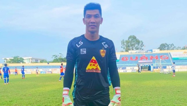 Thủ môn từng tạo scandal chấn động V.League đầu quân cho Quảng Nam FC