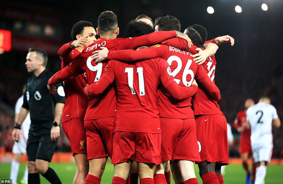 Kết quả Ngoại hạng Anh sáng ngày 3/1: Không thể ngăn cản Liverpool