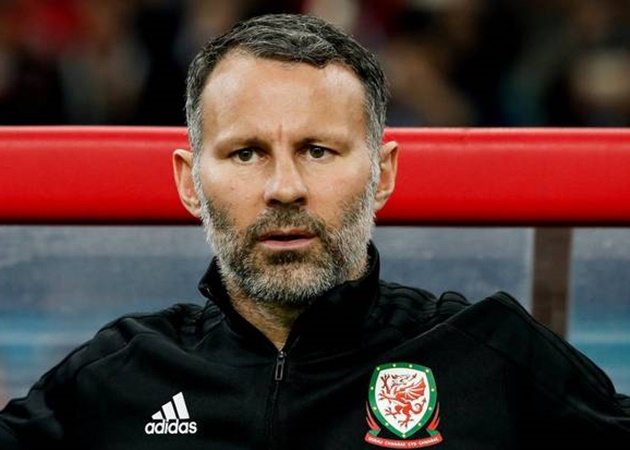 Ryan Giggs chỉ ra điểm yếu của MU trong trận thua Arsenal